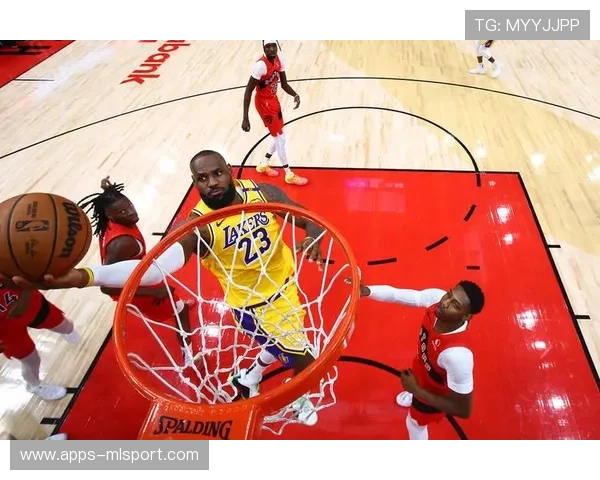 万众瞩目的“逆转盛宴”—NBA经典战役! 万众瞩目的“逆转盛宴”—NBA经典战役!