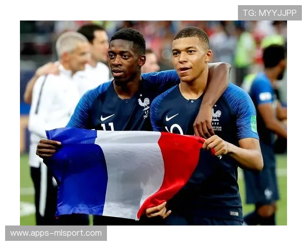 姆巴佩VS萨拉赫：欧冠射手王之争，姆巴佩在巴萨踢过球吗