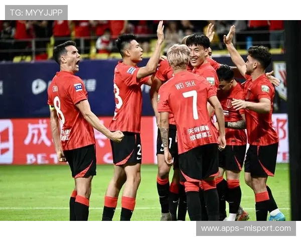 成都蓉城无需罚分领跑第一集团,费利佩热身赛梅开二度锁定胜局 成都蓉城无需罚分领跑第一集团,费利佩热身赛梅开二度锁定胜局